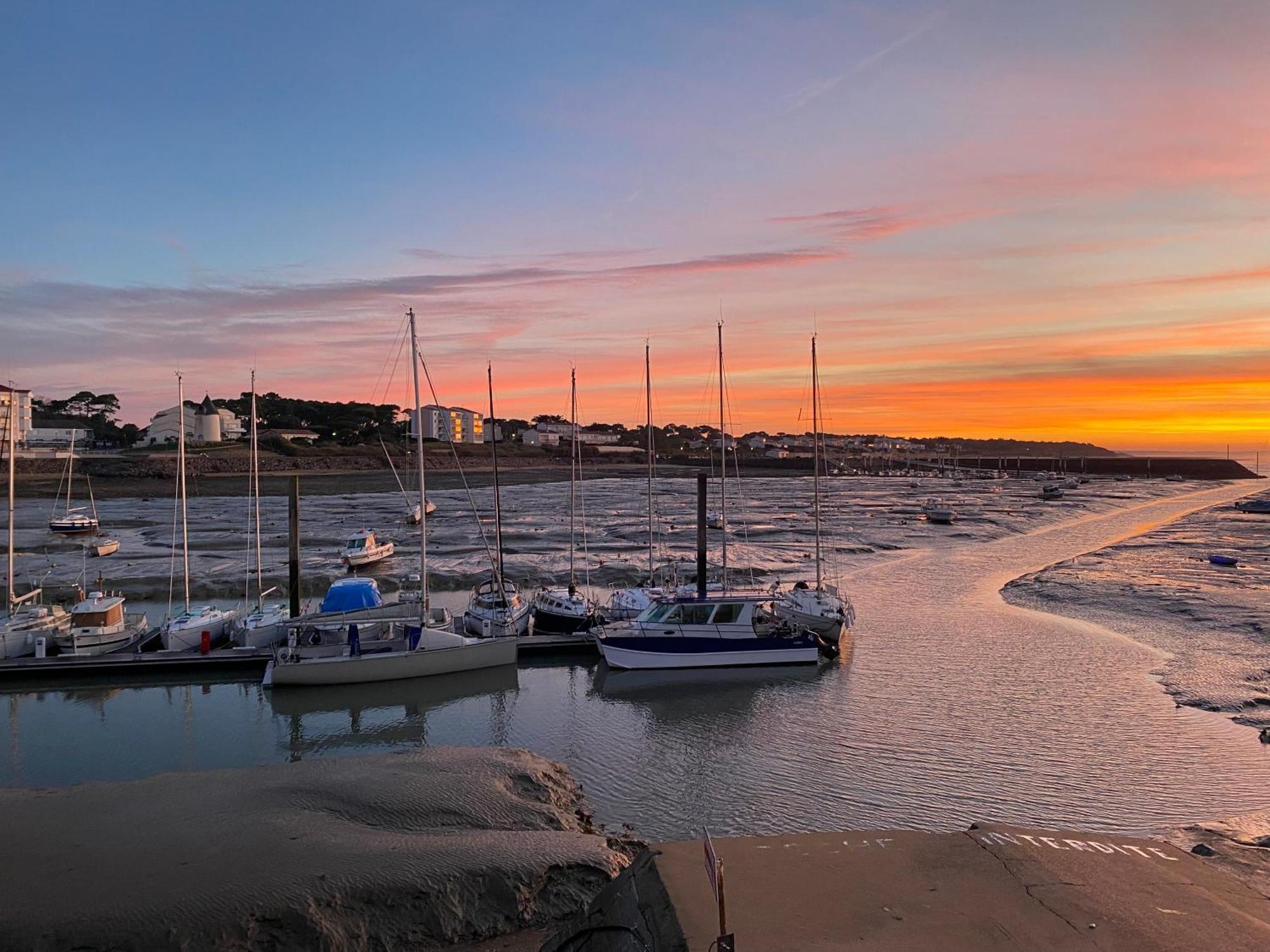 Appartement Vue Sur Mer Et Le Port Jard-sur-Mer Εξωτερικό φωτογραφία